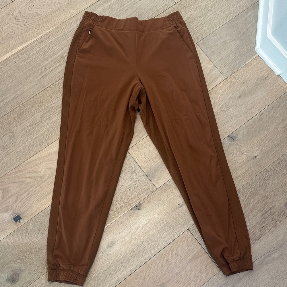 Athleta Brown Jogger Pants with side ribbed detail